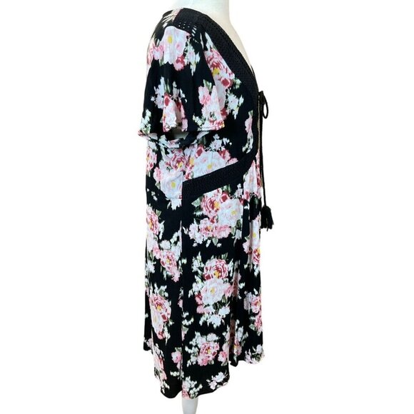 Torrid Mini Gauze Lace-Up Black and Pink Floral Skater Dress 1X Flutter Sleeves - Picture 3 of 8